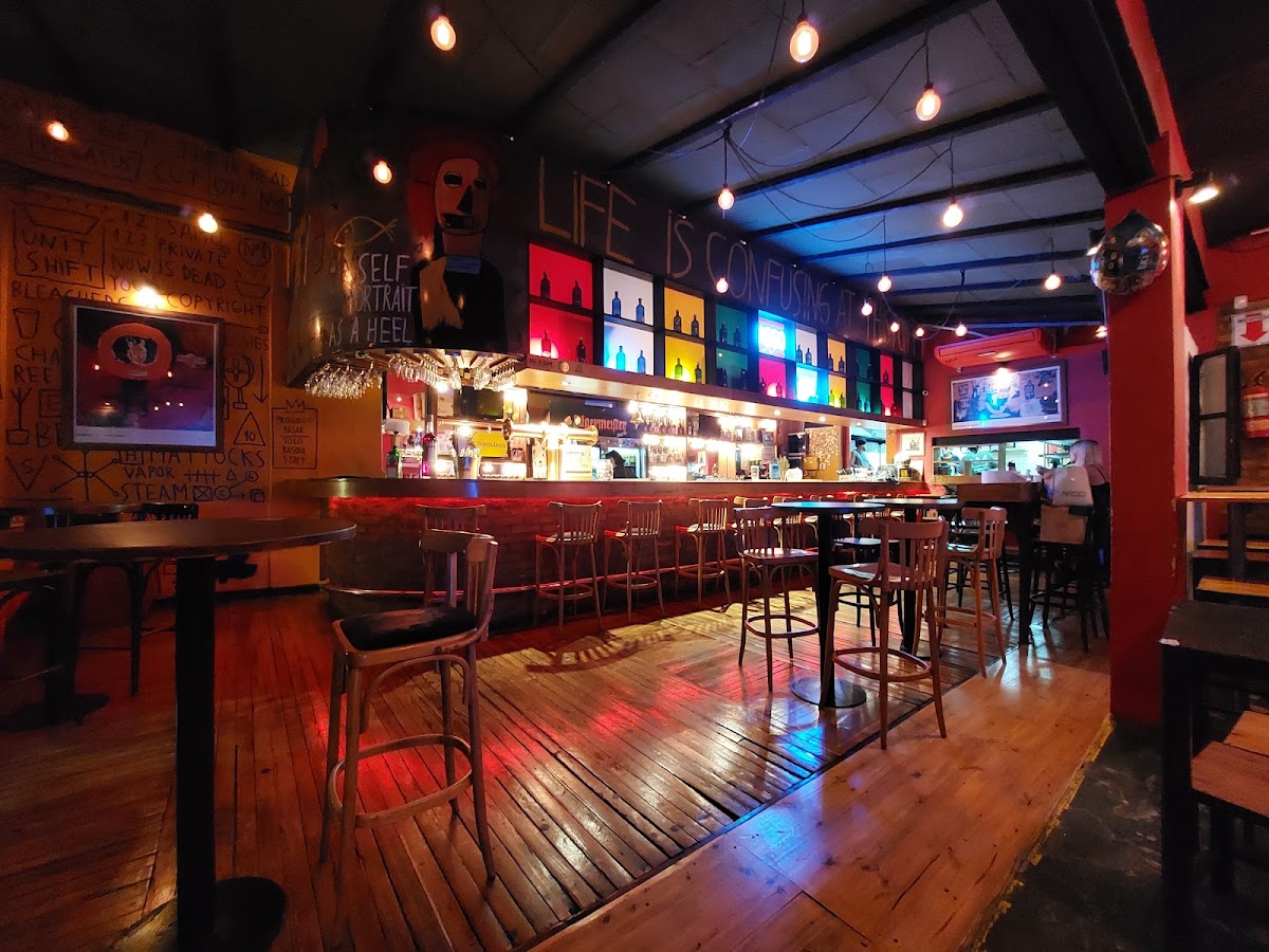 Basquiat Street Pub